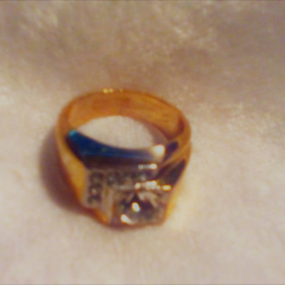 BRAND NEW 14Kt GOLD ELECTROPLATED MEN'S RING